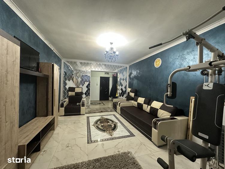 Apartament cu 2 camere decomandat în Vest