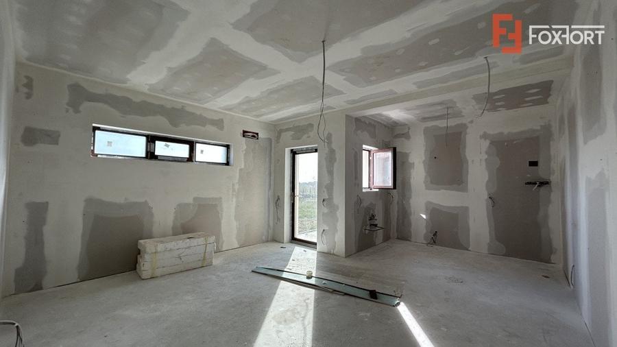 Duplex cu 3 camere cu Teren 260 Mp în Sânandrei