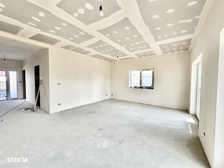 Casă cu 3 camere în Moșnița Nouă