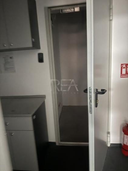 Spațiu comercial, de 150 mp, în P-ța Leul