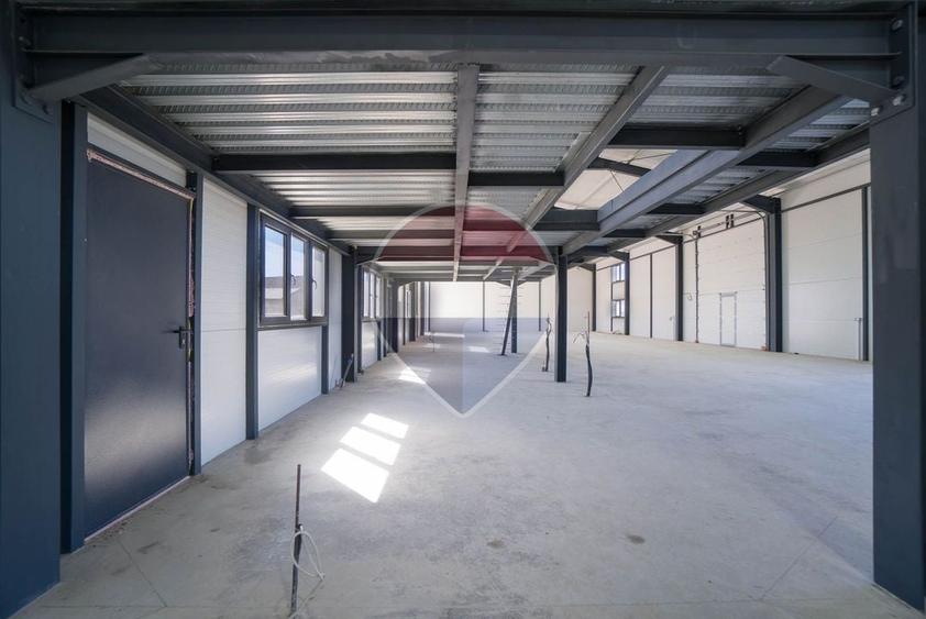 Spațiu industrial, de 580 mp, în Exterior Nord