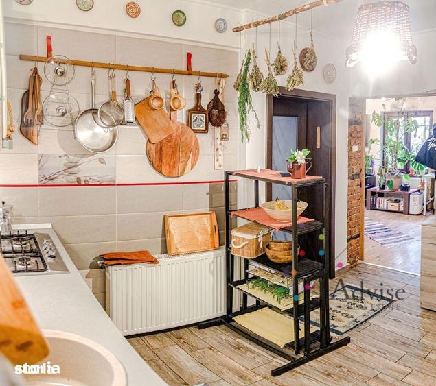 Apartament cu 2 camere decomandat în Centrul Istoric