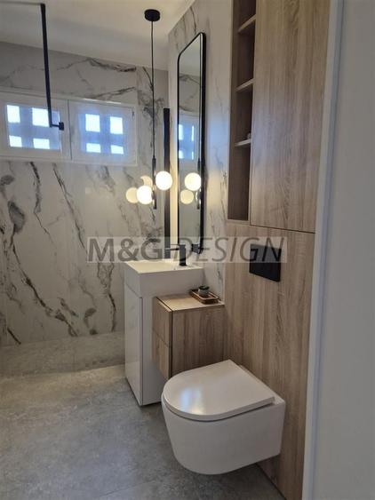 Apartament cu 3 camere semidecomandat, mobilat în Circumvalațiunii