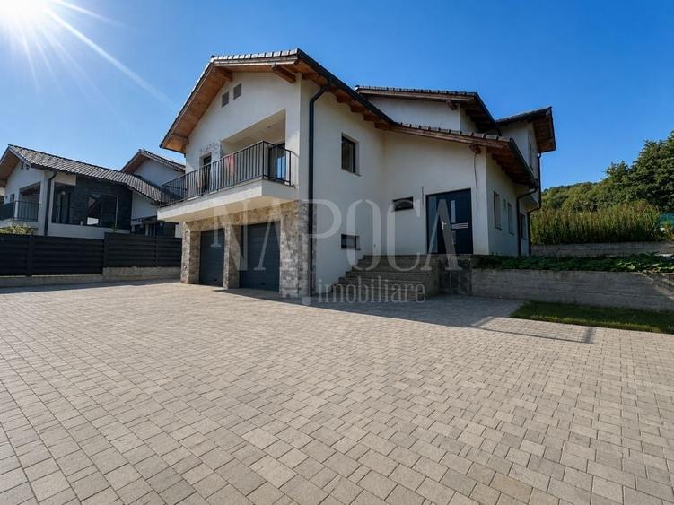 Casă individuală cu 4 camere cu Canalizare în Făget