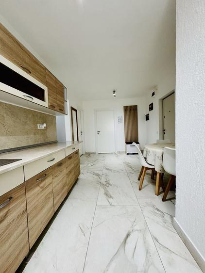 Apartament cu 3 camere decomandat în Dosu Bricii