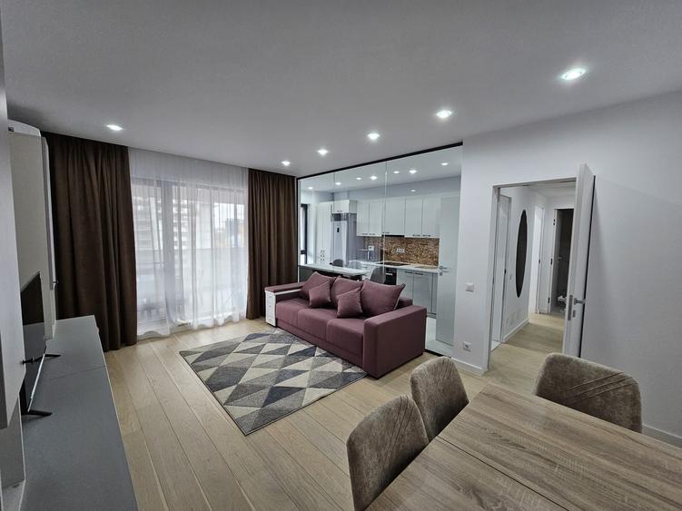 Apartament cu 2 camere decomandat în Aviației