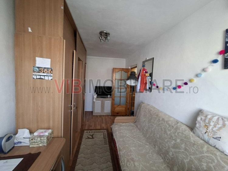 Garsonieră decomandată în Buziașului