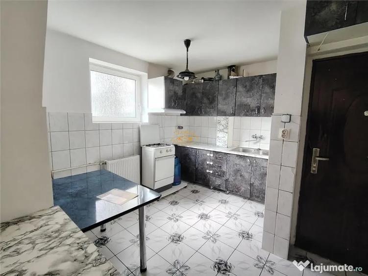 Apartament cu 2 camere nedecomandat în Central