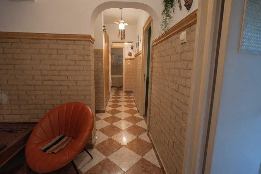 Apartament cu 3 camere decomandat, mobilat în Alexandru Obregia