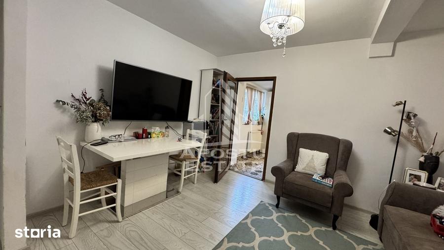 Apartament cu 3 camere în Steaua