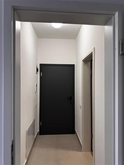 Birou, de 45 mp, în Central