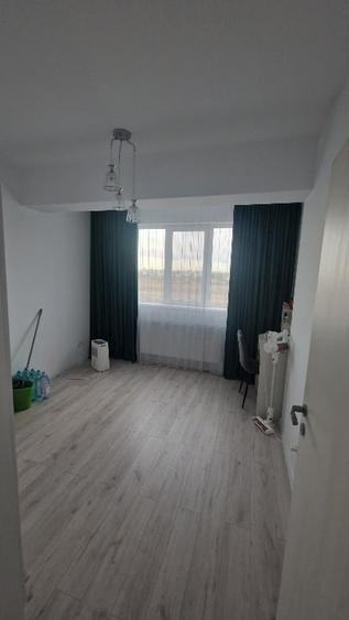 Apartament cu 3 camere decomandat, mobilat în Militari