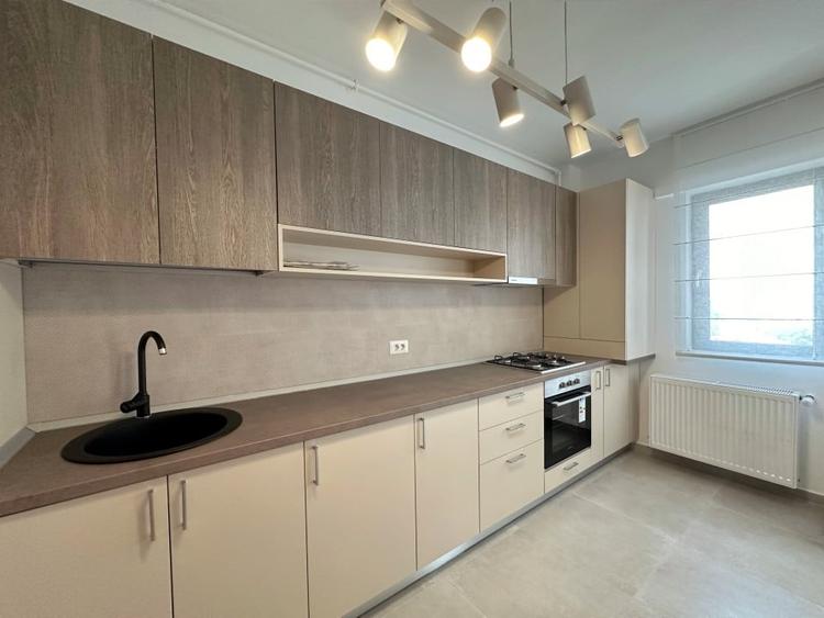 Apartament cu 2 camere decomandat, mobilat în Parcul Carol