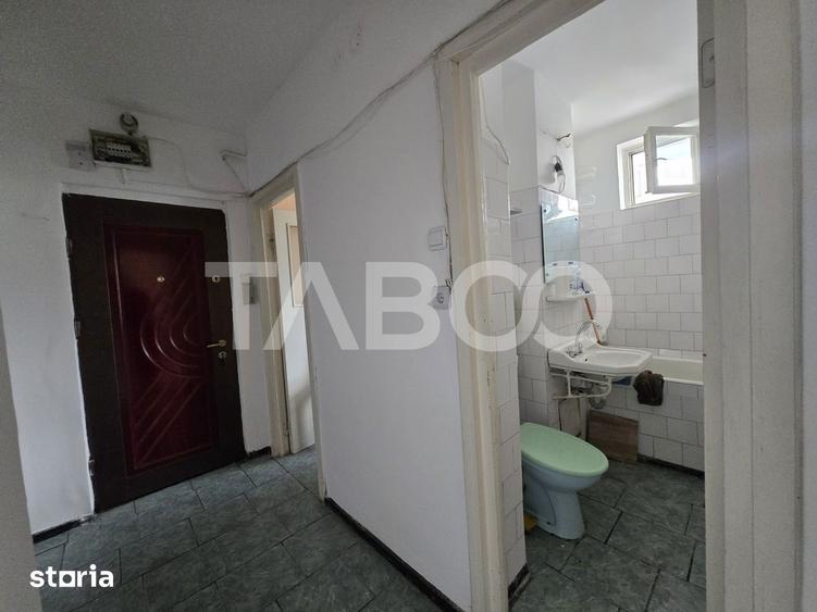 Apartament 2 camere de vanzare 37 mp balcon zona Mihai Viteazul Sibiu - 10