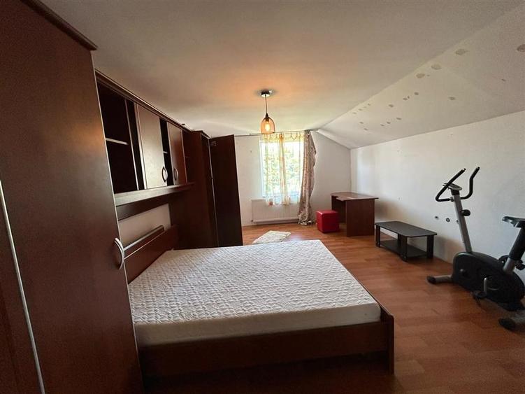 Duplex cu 3 camere cu Teren 350 Mp în Sfântu Ilie