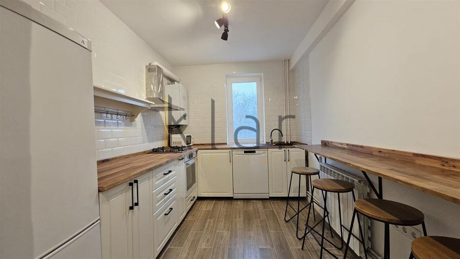 Apartament cu 3 camere decomandat, mobilat în Gheorgheni