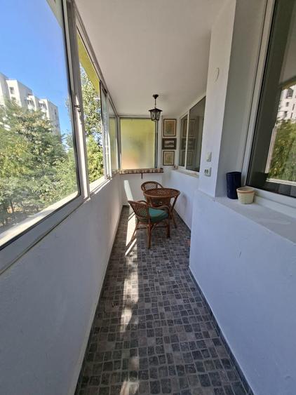 Apartament cu 2 camere semidecomandat, mobilat în Parcul Circului