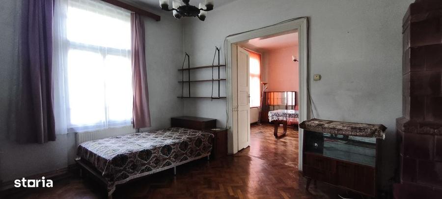 Spațiu comercial, de 92 mp, în Semicentral