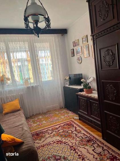 Apartament cu 4 camere în Crihala