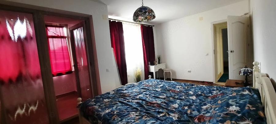 Apartament cu 3 camere semidecomandat în Ultracentral