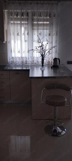 Apartament cu 3 camere decomandat în Șelimbăr