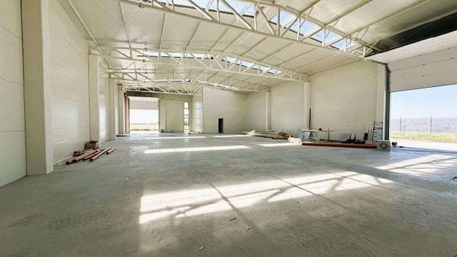 Spațiu comercial, de 590 mp, în Central