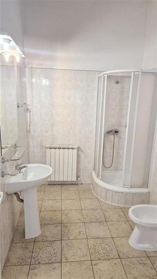 Apartament cu 2 camere semidecomandat în Ultracentral