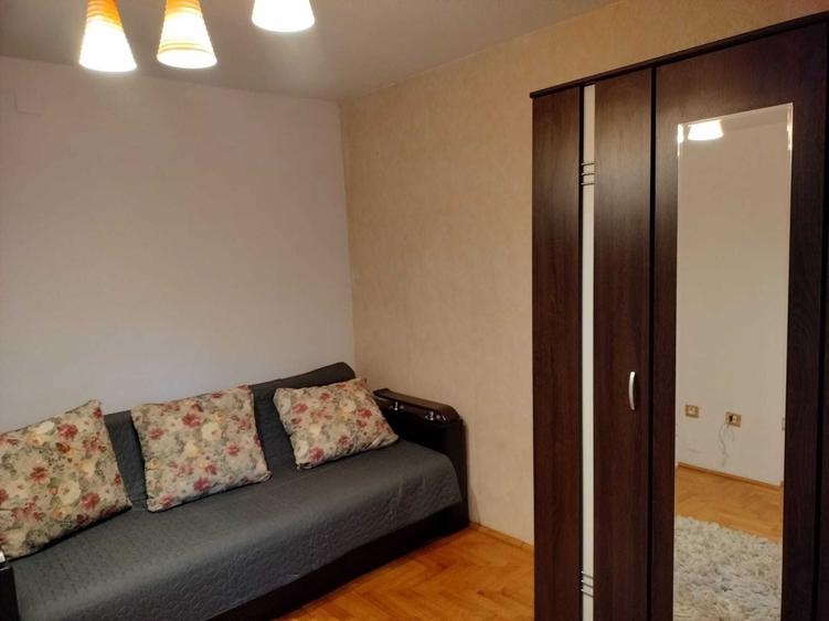 Apartament cu 3 camere decomandat în Mărăști