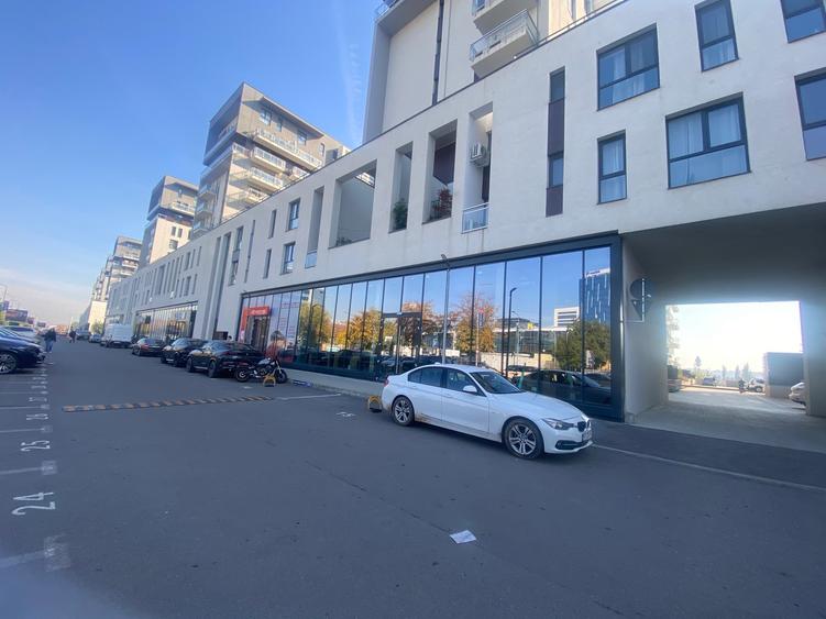 Spațiu comercial, de 4,000 mp, în Barbu Văcărescu