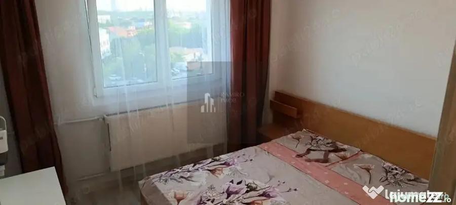 Apartament cu 3 camere decomandat, mobilat în Metalurgiei
