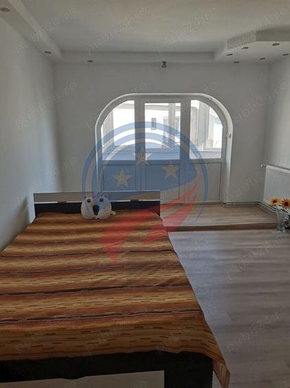 Apartament cu 3 camere decomandat în Lăpuș Argeș