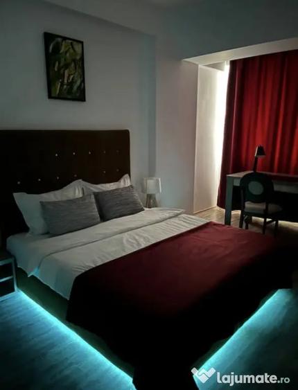 Apartament cu 3 camere semidecomandat în Nord