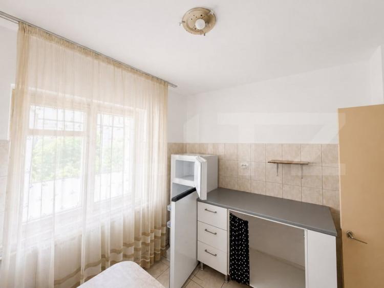 Apartament cu 2 camere decomandat în 1 Mai