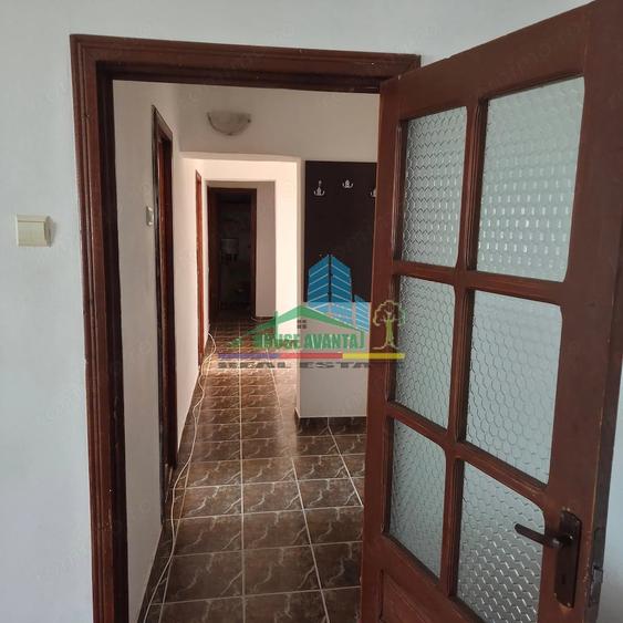 Apartament 3 Camere Decomandat, 2 Balcoane Ultracentral, Bld. Unirii - 10