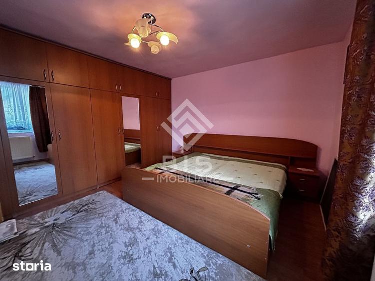 Casă cu 4 camere cu Teren 2600 Mp în Central