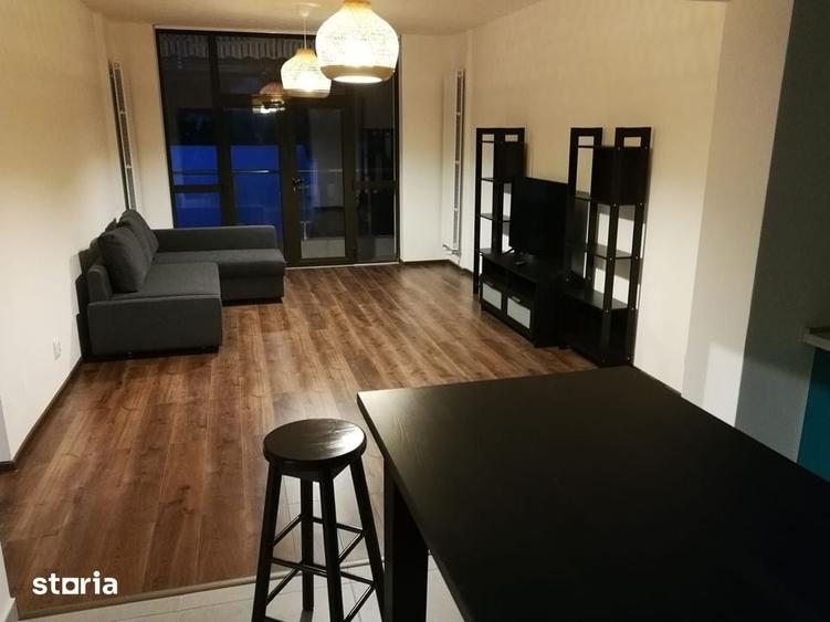 Apartament cu 3 camere decomandat în Dârste