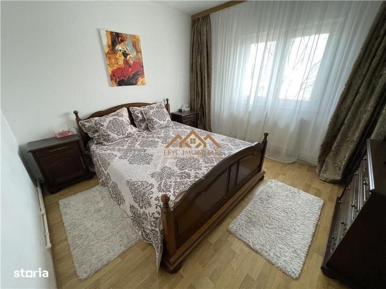 Apartament cu 3 camere decomandat în Obcini