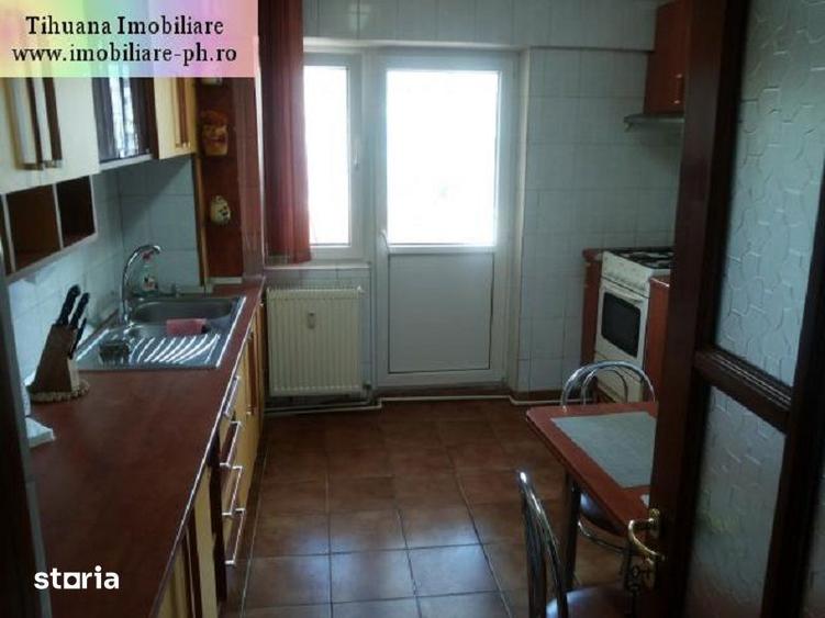 Apartament cu 2 camere decomandat în Republicii