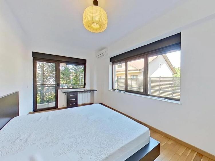 Apartament cu 3 camere semidecomandat, mobilat în Iancu Nicolae