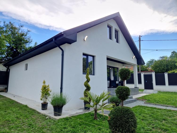 Casă cu 3 camere în Central