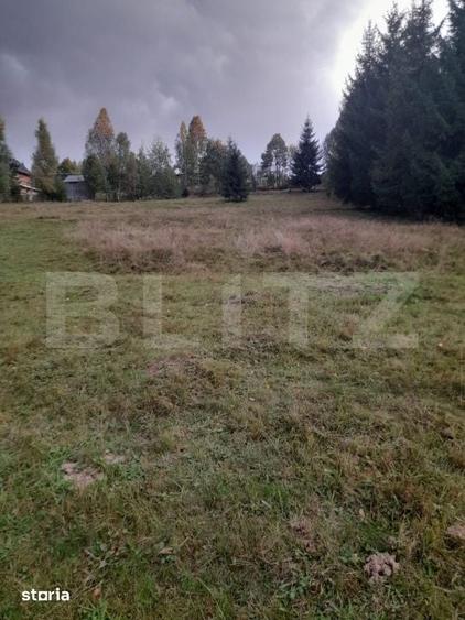 Teren de 2280 mp, în Central