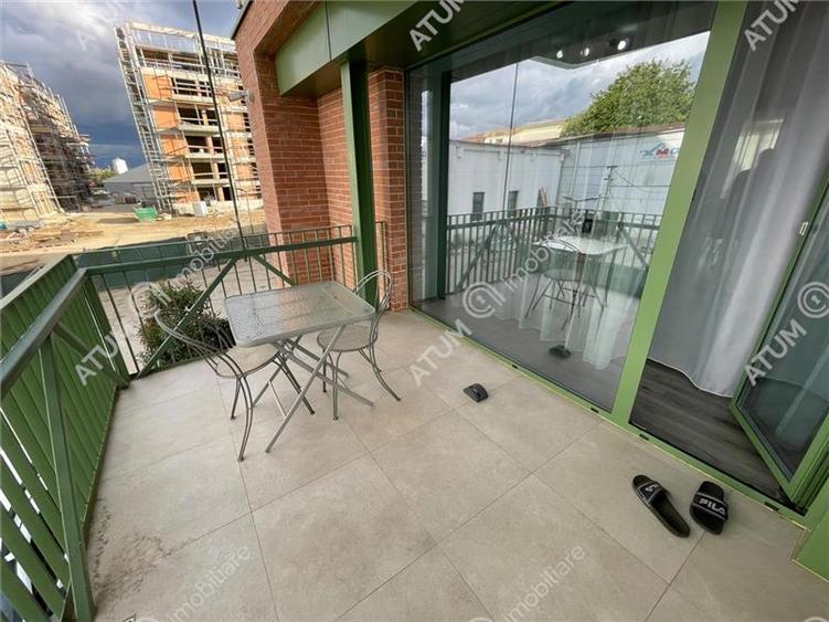 Apartament cu 2 camere decomandat în Exterior Vest