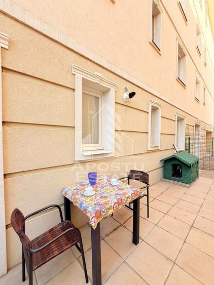 Apartament cu 2 camere semidecomandat în Giroc