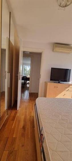 Apartament cu 3 camere decomandat în Aviatorilor