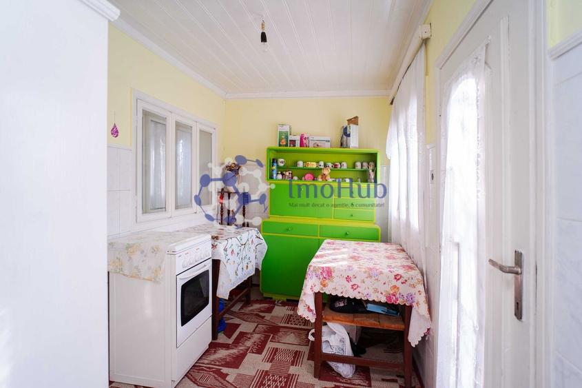 Casă individuală cu 6 camere cu Teren 2223 Mp în Voinești
