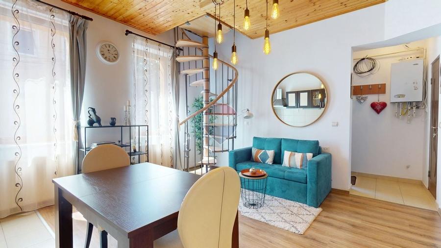 Apartament cu 2 camere decomandat în Brașovul Vechi