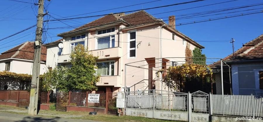 Casă cu 5 camere cu Teren 1124 Mp în Recaș