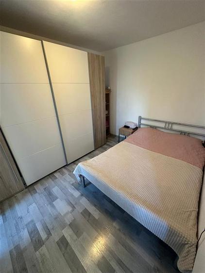 Apartament cu 2 camere semidecomandat în Decebal