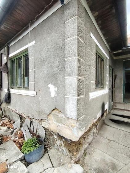 Casă cu 3 camere cu Teren 2571 Mp în Bonț
