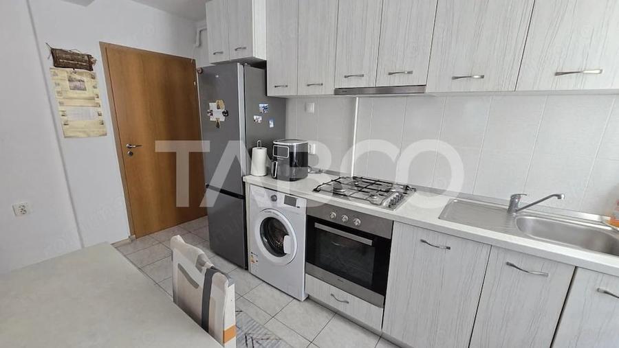 Apartament de vanzare 62 mp 3 camere decomandate parcare Selimbar - 9